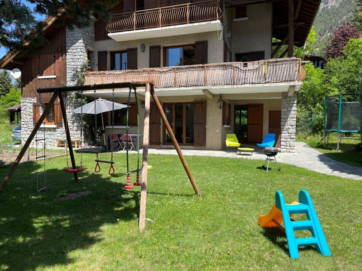 Appartement Rez De Jardin, 2 Chambres/ 4 Personnes, Garage. Briançon Kültér fotó